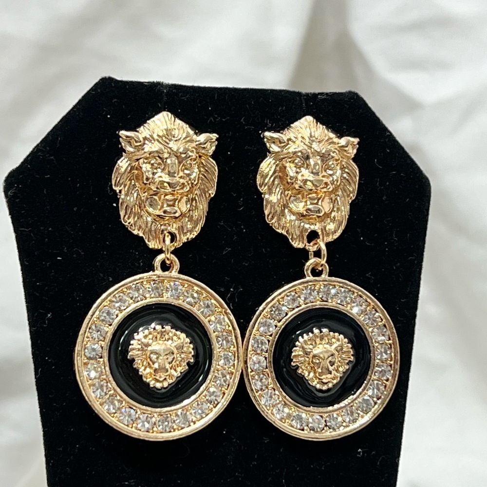 Fashion Jewelry Ladys Earrings Lion Heads Straight Up High Fashion☑️ - Picture 4 of 8